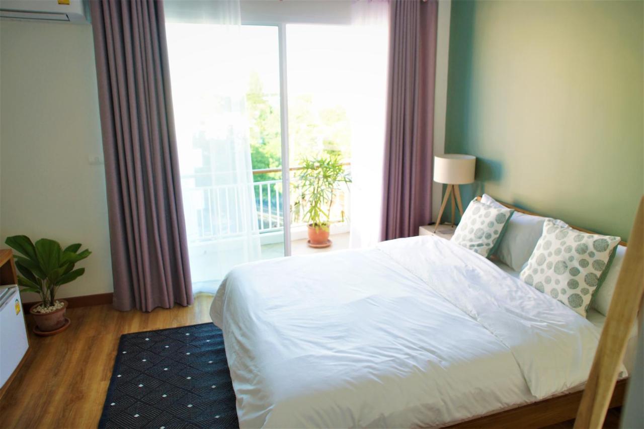Hostel Breadfruit Chiang Mai Zewnętrze zdjęcie
