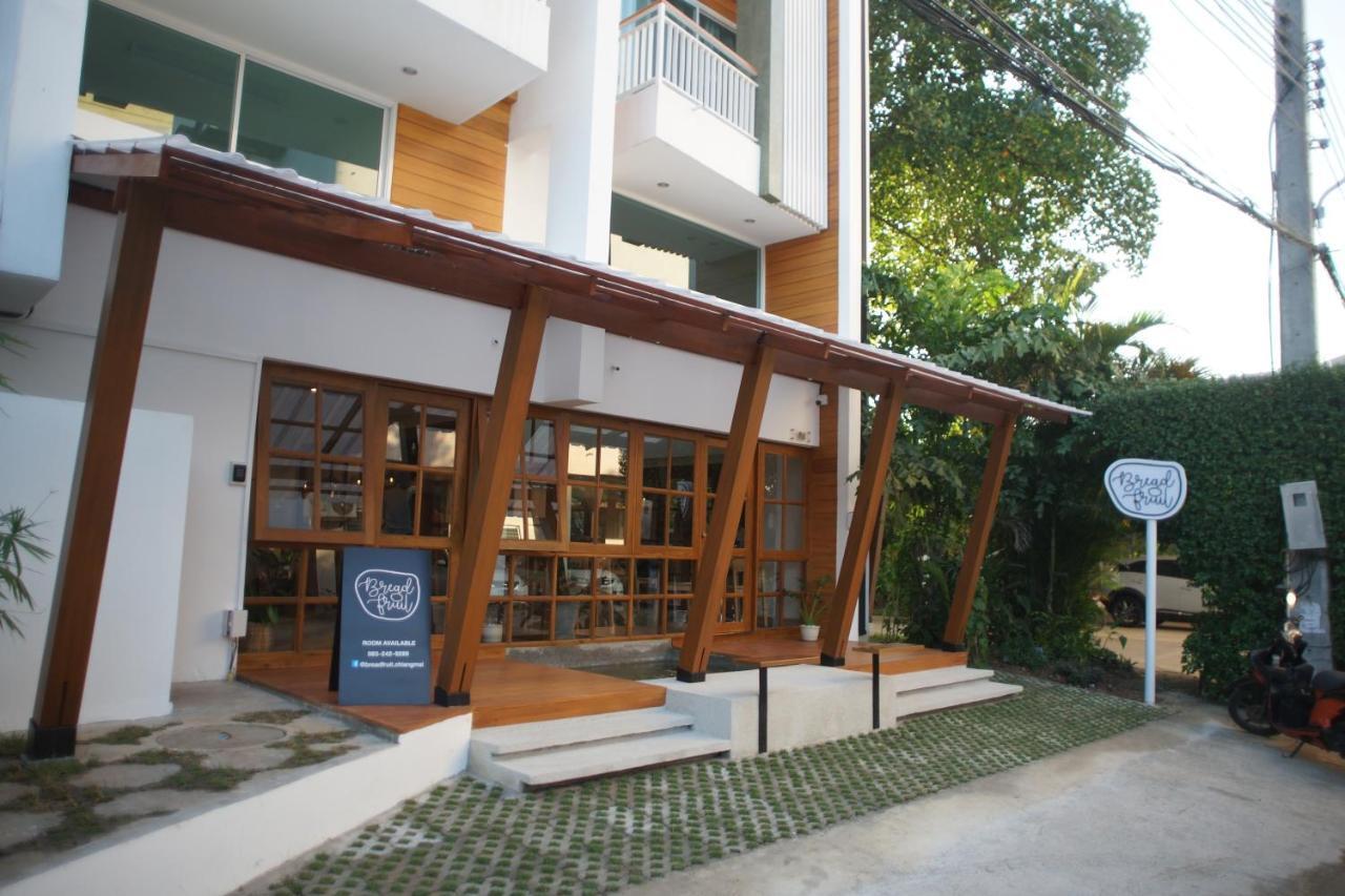 Hostel Breadfruit Chiang Mai Zewnętrze zdjęcie