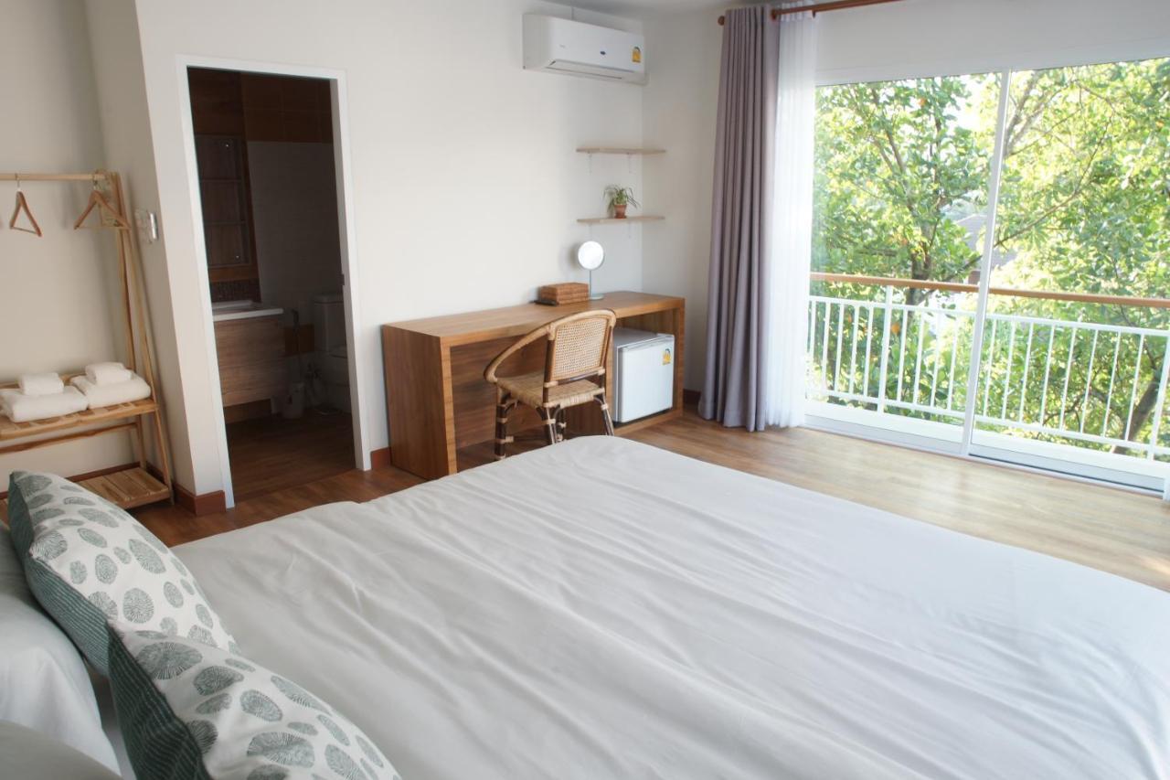 Hostel Breadfruit Chiang Mai Zewnętrze zdjęcie